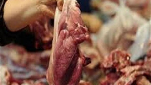 ضبط منفذ حكومي يبيع لحوم محظورة بالبحيرة