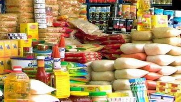 ضبط 39 طن مواد غذائية قبل بيعها بالسوق السوداء في المنيا 