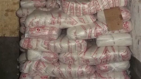 ضبط ومصادرة 145 طن سكر قبل بيعه بالسوق السوداء بالمنيا 