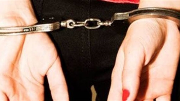 ‏‫القبض على طالبة تمارس الدعارة  في وسط البلد