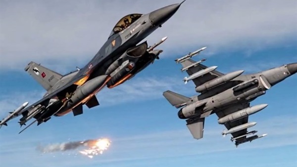 الطائرات التركية تشارك في غارات التحالف الدولي على «داعش»