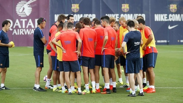 برشلونة يجري مرانه الأخير استعدادًا لمواجهة مان سيتي بدوري الأبطال 