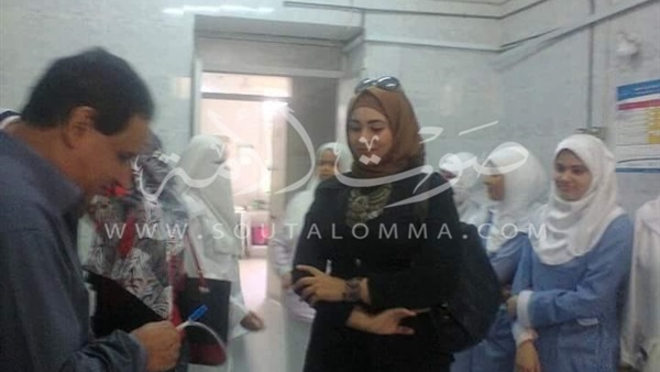 صور.. مدير مكافحة العدوى بالفيوم يتفقد مستشفي أطسا 