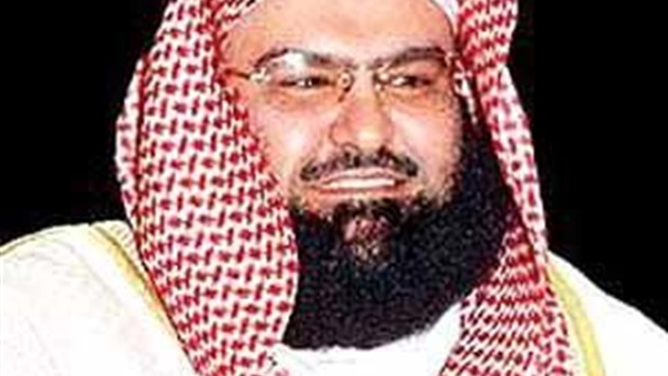 إمام الحرم المكي: الإسلام دين الوسط والاعتدال