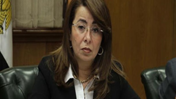 وزيرة التضامن تستعرض إنجازات الهلال الأحمر