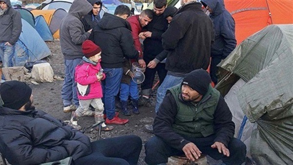 فرنسا تبدأ إخلاء مخيم «الغابة» الذي يأوي 6 ألاف مهاجر.. الأثنين