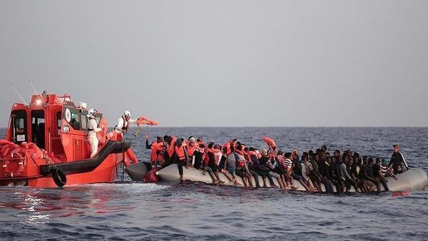 خفر السواحل الإيطالي ينقذ أكثر من ثلاثة آلاف مهاجر