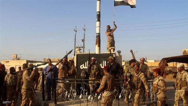 «داعش» يسيطر على أحياء بالرطبة وينشر القناصة فوق المآذن 