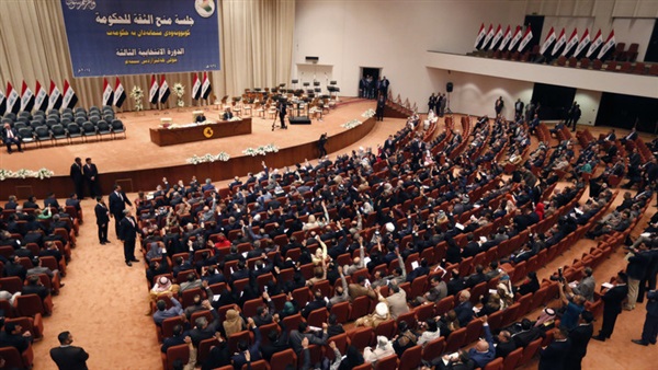 برلمان العراق يوافق على قانون يحظر الخمور 
