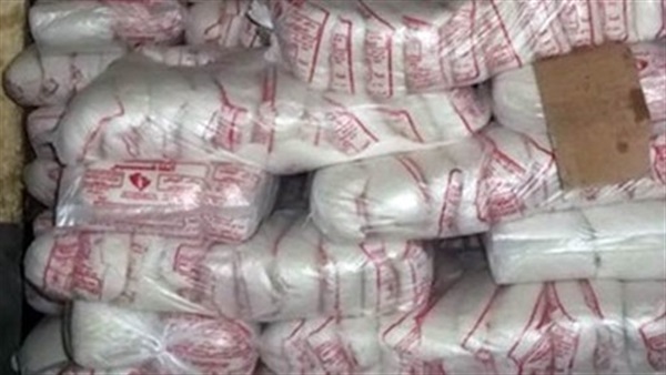  بقال تمويني يخزين 2 طن سكر مدعم لبيعها في السوق السوداء 