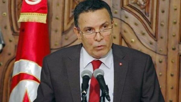 وزير الدفاع التونسي: نقف ضد التدخل العسكري في ليبيا 