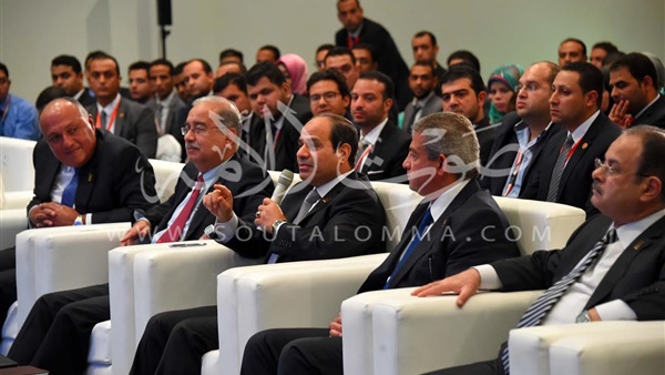 بالفيديو.. لحظة هروب الجماهير الفرنسية من الملعب عقب الأنفجار