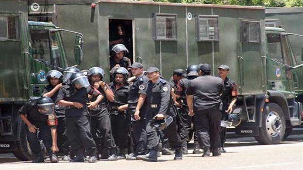تكثيف أمني بمحيط محكمة طوخ تزامنا مع جلسة عاجلة لأحد المحامين
