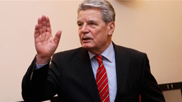 الرئيس الألماني يعرب عن صدمته إزاء هجمات باريس