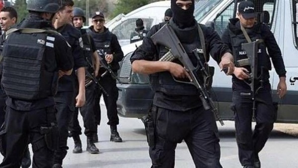 اعتقال راع تونسي طلب منه متطرفون مراقبة رجال الأمن