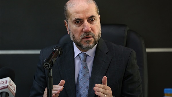 قاضي قضاة فلسطين يغادر القاهرة