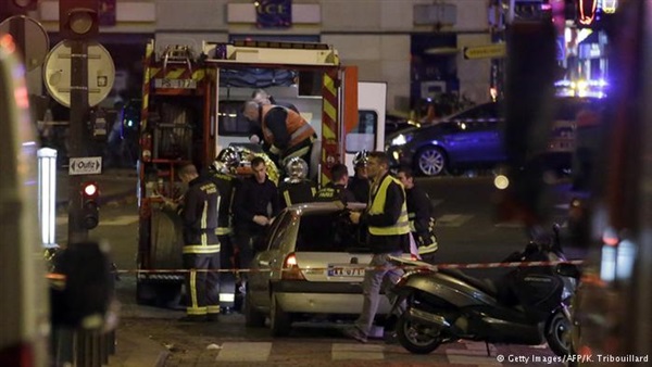 ارتفاع حصيلة هجمات باريس الإرهابية إلى 128 قتيلا و180 جريحا 