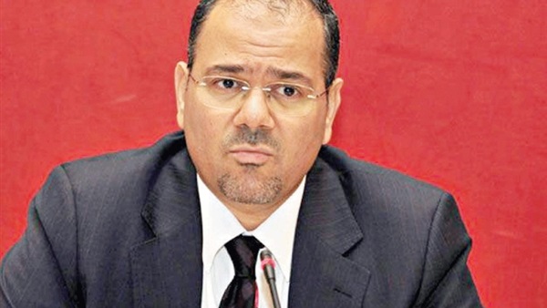 «الساعاتي» ينفي وجود خلافات بين البحرين وموسكو بشأن الأزمة السورية