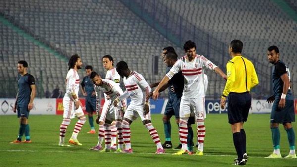 15 دقيقة.. التعادل السلبي يسيطر على مباراة الزمالك وإنبي