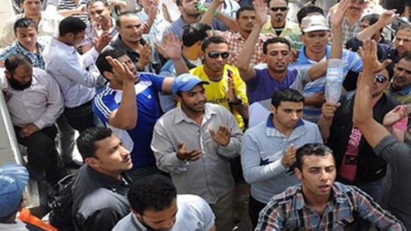 «نواب بورسعيد» يطالبون الرئيس بالإفراج عن متظاهري الإسكان