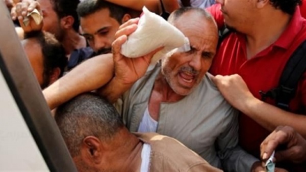 «معلومات الوزراء» ينفى توزيع السكر في «سيارات القمامة»