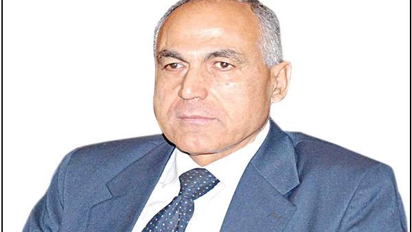 «اقتصادي»: تعويم الجنيه ضربة قاسمة للمضاربين بالسوق الموازية