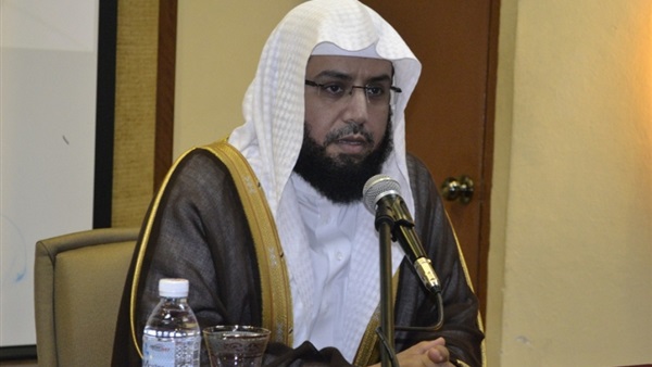 إمام الحرم المكي يحذر من الاستهانة بالشعائر المقدسة
