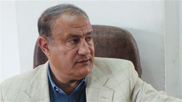 مقلد «كابو» لجماهير الزمالك في «برج العرب»