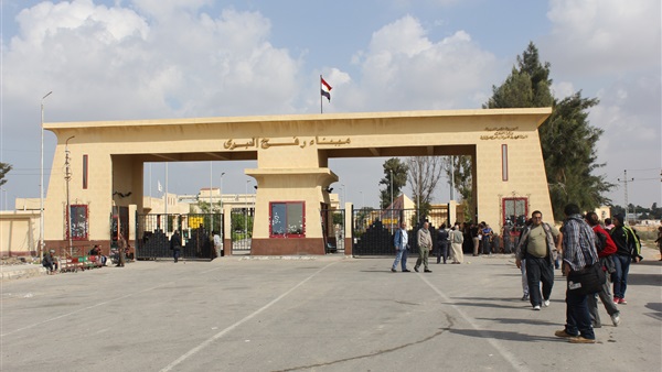 وصول 120 رجل أعمال فلسطيني إلى مصر عبر رفح