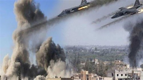 مقتل 36 شخصا في قصف لطائرات حربية بحلب 