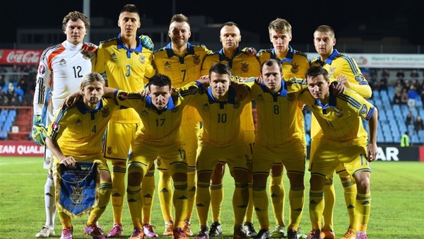 أوكرانيا تضع قدما في يورو 2016 بثنائية في شباك سلوفينيا