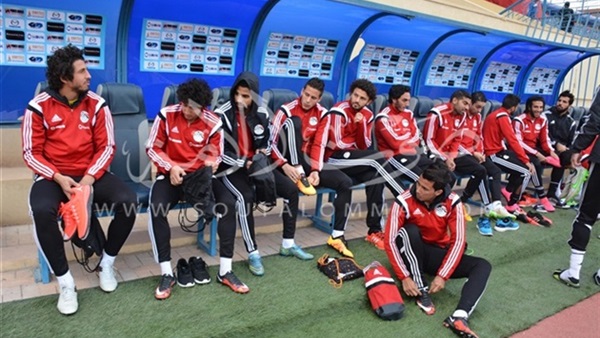 اليوم.. المنتخب يخوض مرانه بمشاركة المحترفين