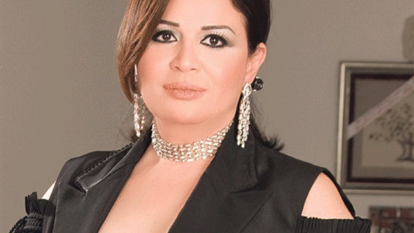 إلهام شاهين تبدأ الترويج لـ «يوم للستات»