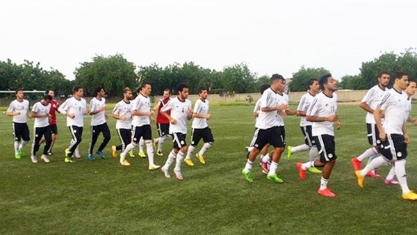 طاقم تحكيم مباراة المنتخب وتشاد يصل مساء اليوم