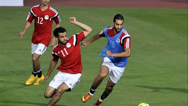 منتخب مصر يصل «برج العرب» لخوض مرانه الرابع استعدادًا لغانا