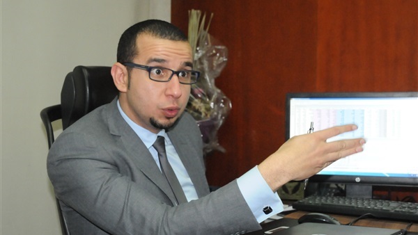 خبير اقتصادي يطالب بتخفيض أسعار الفائدة خلال 6 أشهر