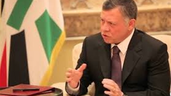 ملك الأردن يصدر مرسوم بترقية رئيس هيئة الأركان إلى رتبة فريق