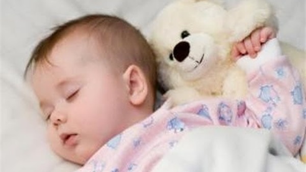 5 نصائح عشان رضيعك ينام طول الليل فى أشهره الأولى