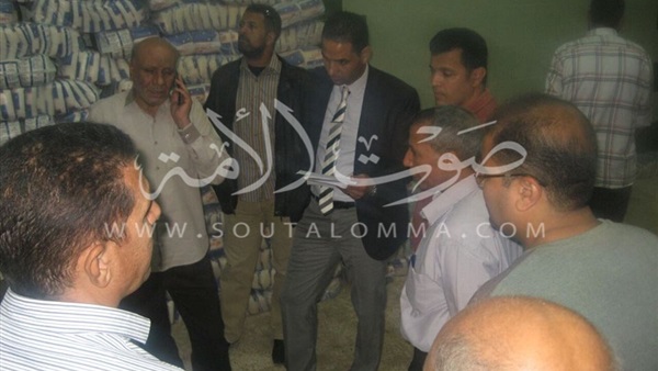 ضبط سلع غذائية فاسدة في حملة على أسواق المنيا