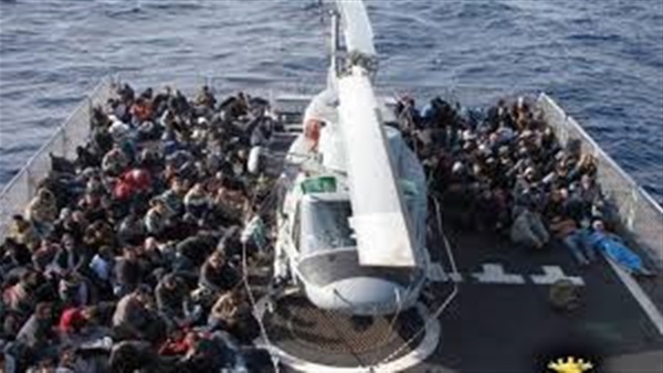 إيطاليا: وصول 797 لاجئ إلى صقلية