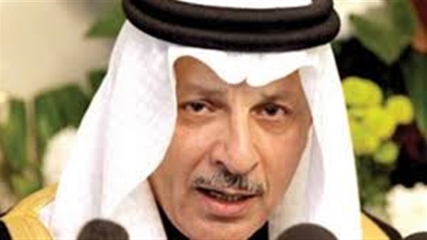 السفير السعودي يغادر القاهرة متوجها إلى الرياض