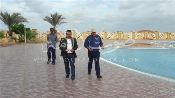 مستشار رئيس الوزراء يتفقد آخر مستجدات قرية «المرجان» (صور)