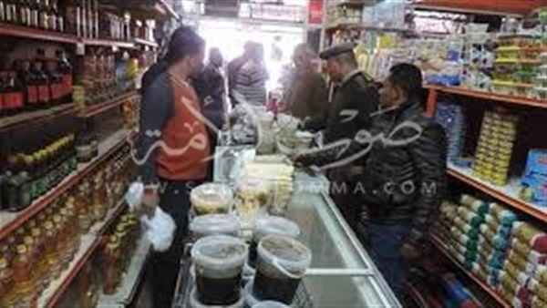 حملات تموينية موسعة لضبط الأسواق في دمياط 