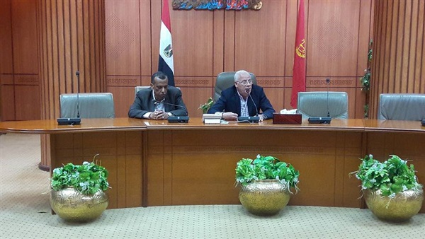 محافظ بورسعيد: جهود كبيرة لإنجاز مشروعات الإسكان بالمحافظة