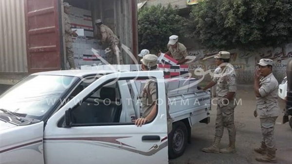 القوات المسلحة توزع 1500 كرتونة بنصف الثمن بأسيوط