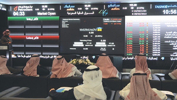 سوق الأسهم السعودية يسجل تراجعًا عند 6570 نقطة