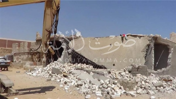 بالصور..إزالة 160 حالة تعدي ورفع 2730 طن قمامة بأسيوط