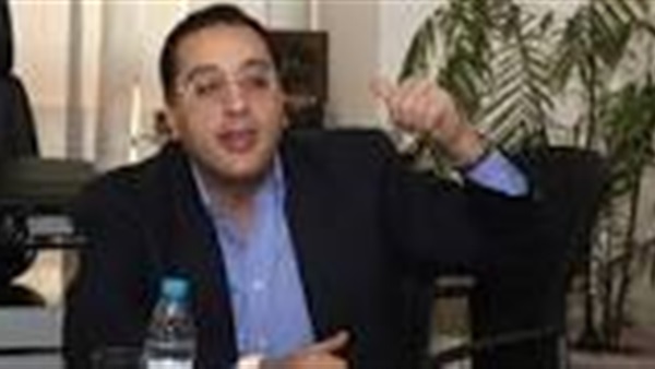 وزير الإسكان يتفقد مشروع إنشاء مجمع عمراني جديد في قنا