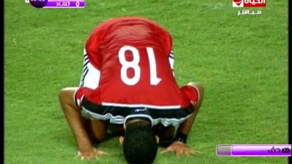 كوكا يحرز الهدف الرابع للمنتخب أمام تشاد