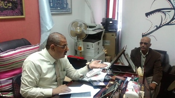 «وكيل تعليم مطروح» يجتمع بلجنة دعم اللامركزية